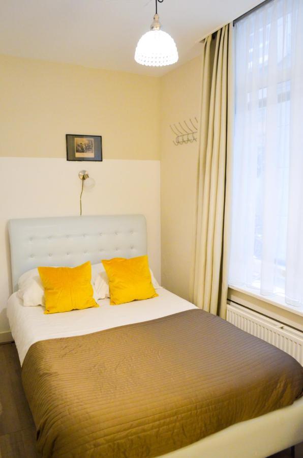 Small Double Room Private Bathroom,998983182:JPEG